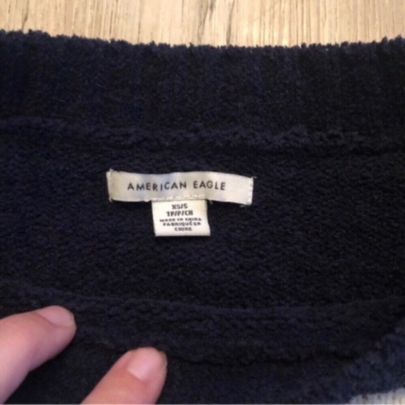 COZY American Eagle Crewneck - Picture 6 of 8